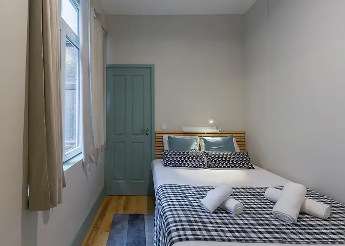 Santa Catarina 652 *